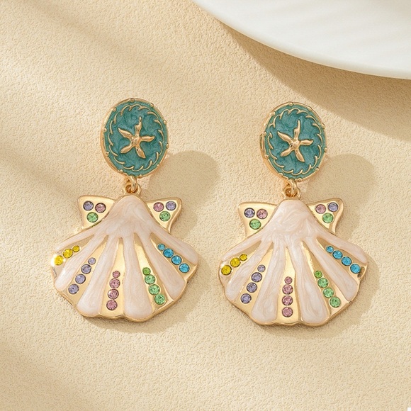 Rhinestone Shell Dangle Earrings - Picture 1 of 5